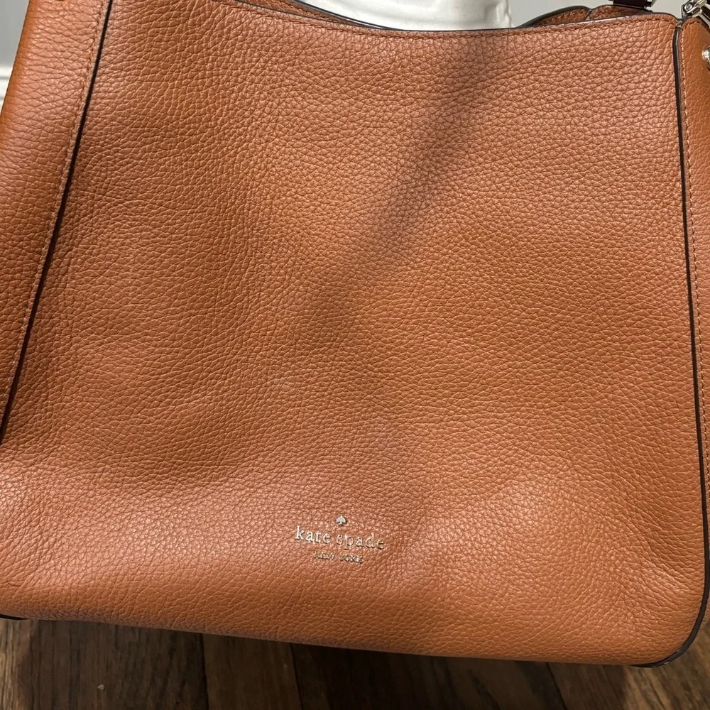 Like New ✨ Kate Spade / Leila Triple Compartment Shoulder Bag warm brown